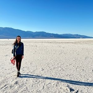 Meet your Posher, Layal